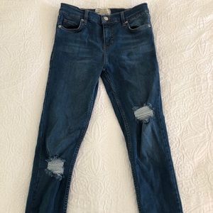 Free people shark bite skinny jeans size 26 R